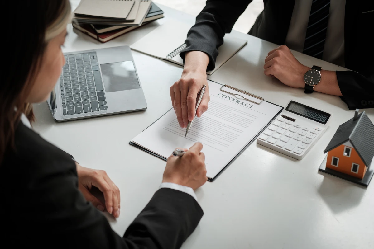 Faire estimer sa maison par un notaire : un choix judicieux pour une